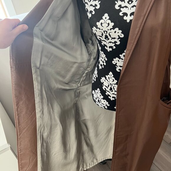Vintage Brown Leather Long Belted Coat - Picture 12 of 13